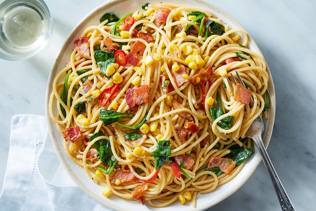 Easy vegetarian pasta using corn