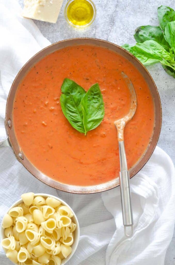 Rosé Sauce (Tomato Cream)