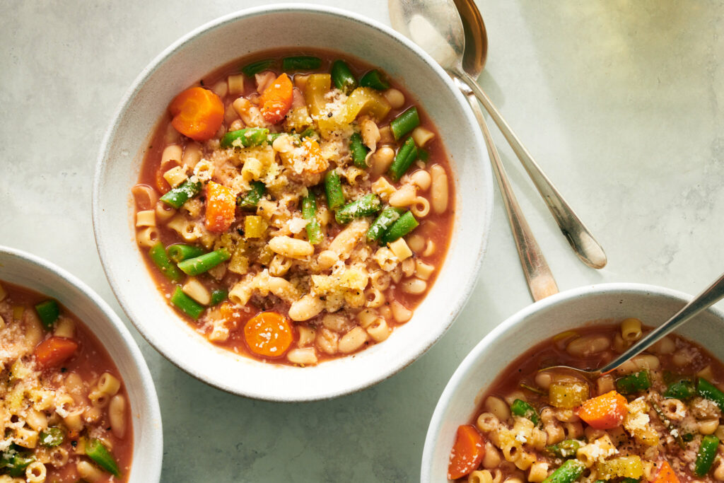 Pasta fagioli slow cooker vegetarian