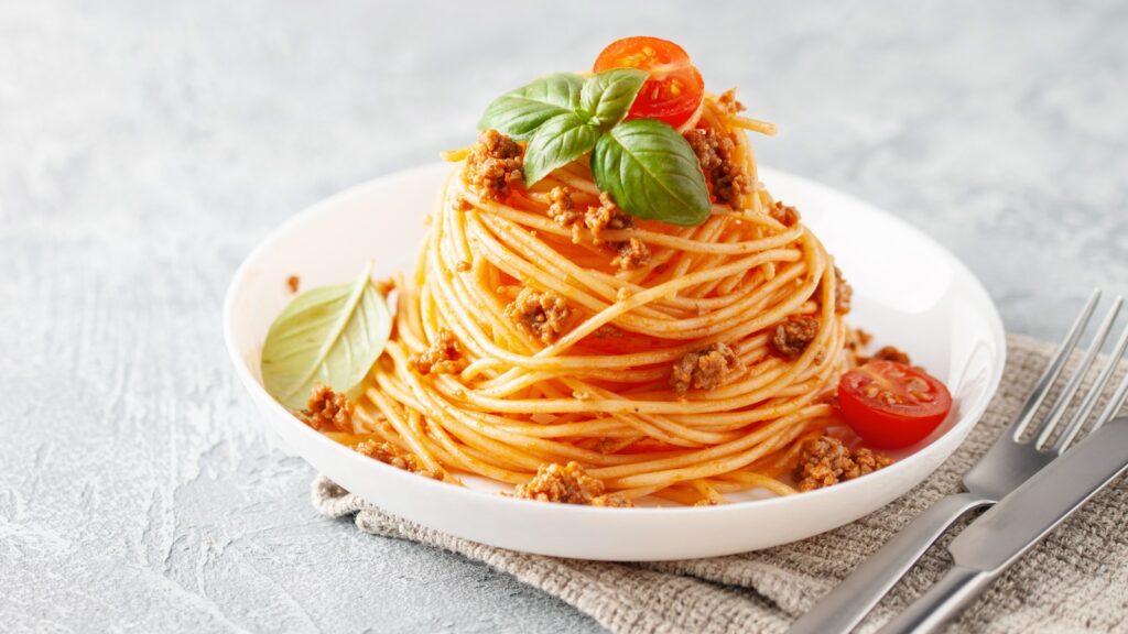 Serving and Presentation of pasta