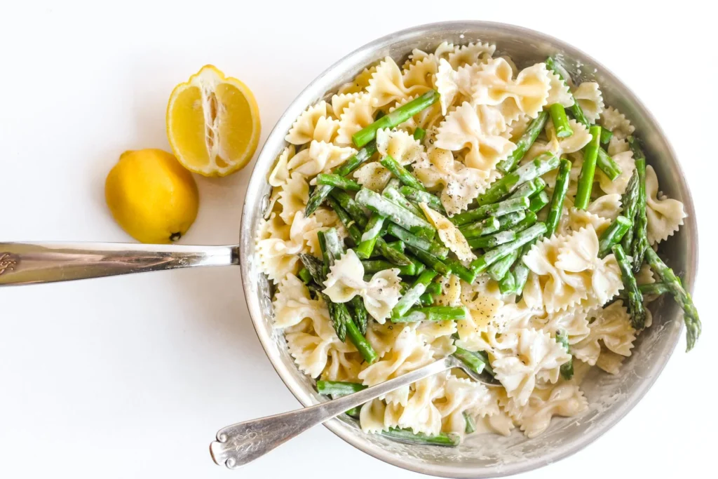 Creamy Asparagus and Lemon Pasta