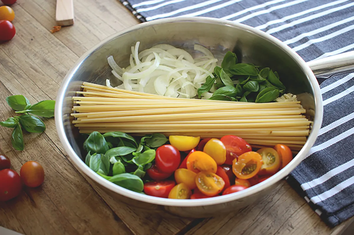 SPICY PASTA VEGETARIAN
