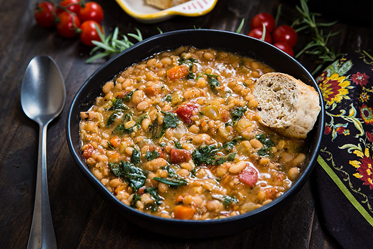 ITALIAN VEGETARIAN CROCKPOT RECIPES Tuscan White Bean Soup